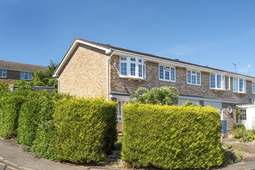 Main image of property: Lynwood, Guildford, GU2 