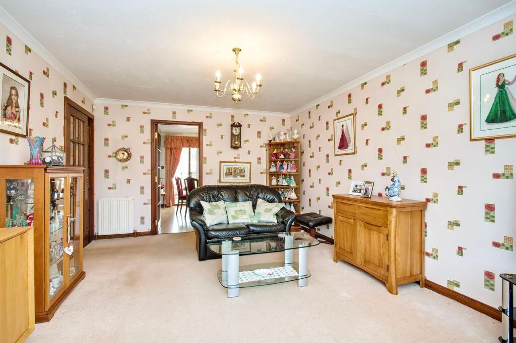 House in Edinburgh, Midlothian - View 3