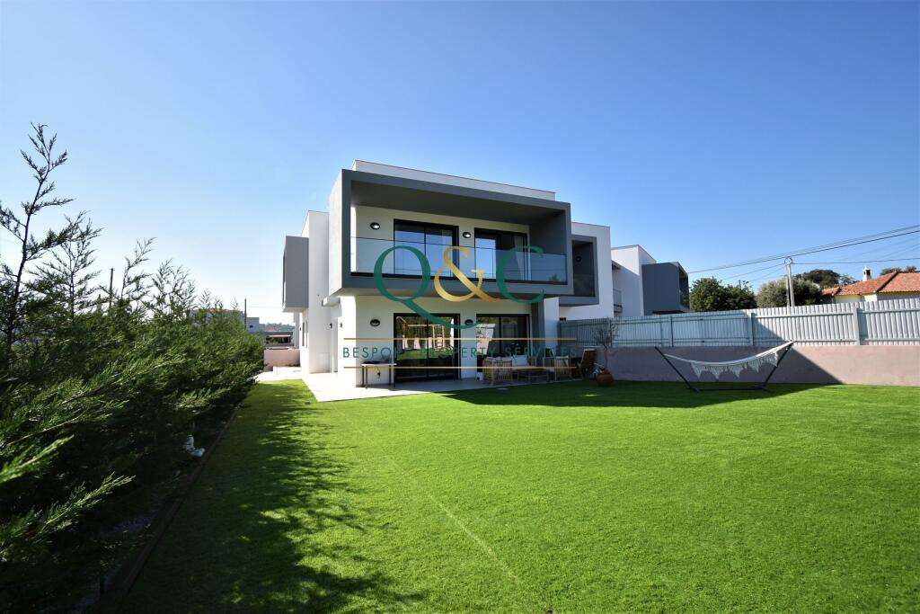 Main image of property: Algarve, Santa Bárbara de Nexe
