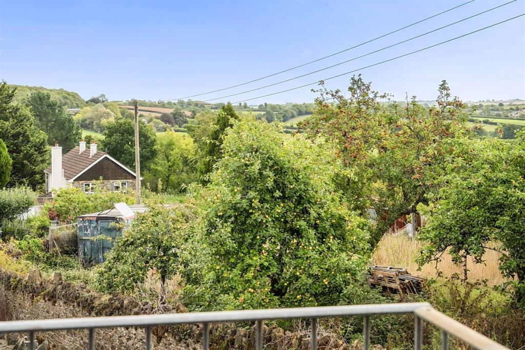 House in Torquay - View 3