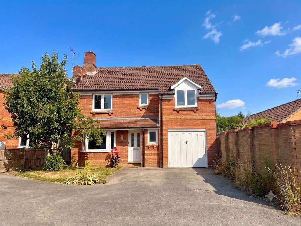 Main image of property: Kipling Close, Whiteley, Fareham