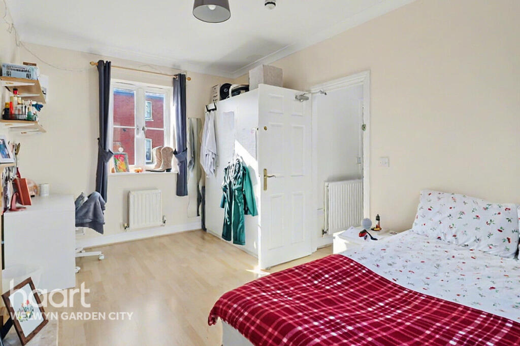 Additional image 8 of Fillingham Way, Hatfield