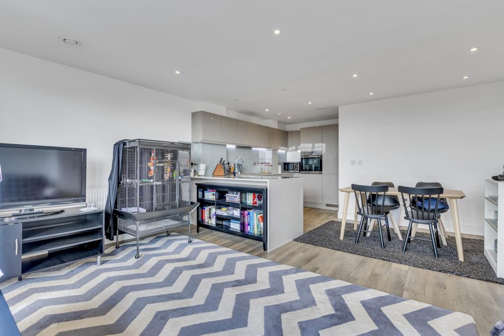 Apartment in London - View 2