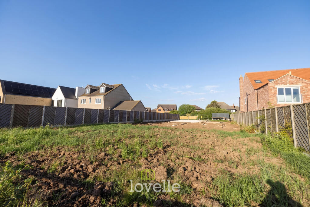 Holton Road, Tetney, DN36 - View 6