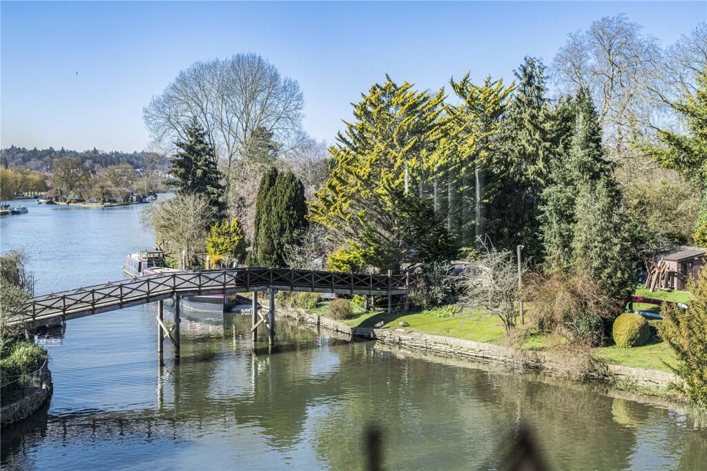 Main image of property: Marsh Mills, Wargrave Road, Henley-on-Thames, Oxfordshire, RG9