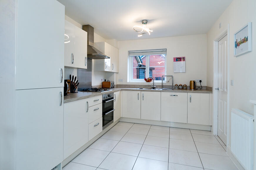 2, Sycamore Way, Shawbury, Shrewsbury, Shropshire photo 4