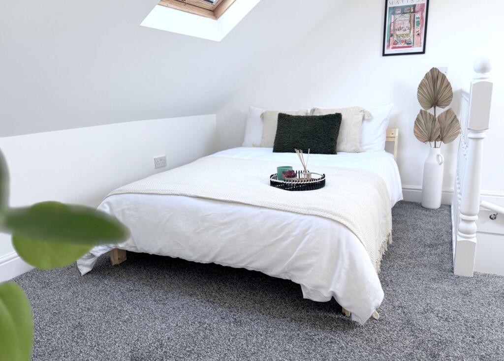 Main image of property: 31 Cavendish Road, ME1