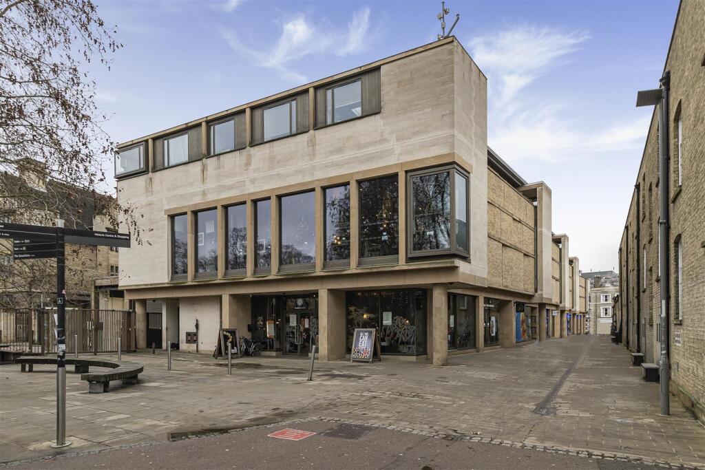 Main image of property: Christ's Lane, Cambridge