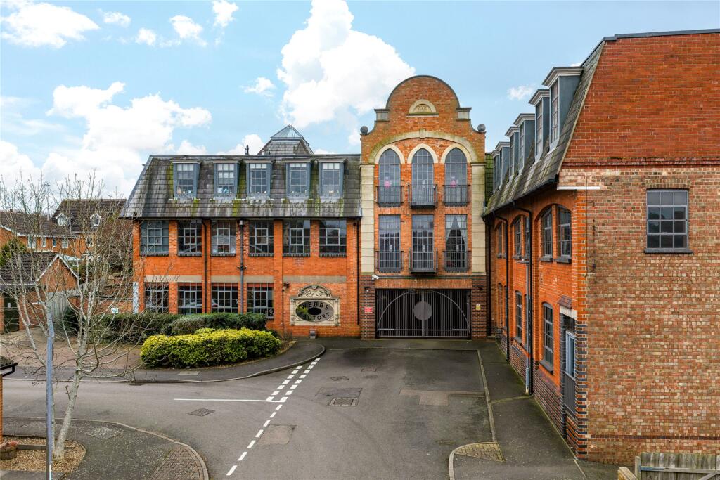 Main image of property: Brockton Street, Queens Park, Northampton, Northamptonshire, NN2