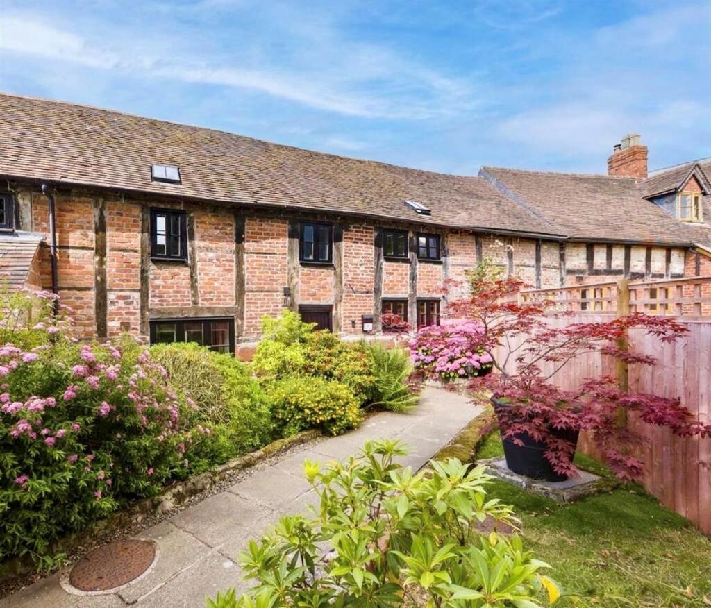 Main image of property: 1 Barleycorn Barns, Grinshill, Shrewsbury, SY4 3BJ