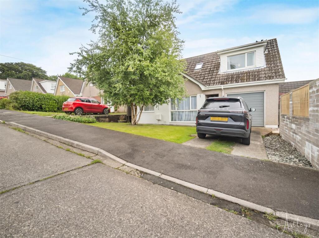Main image of property: Heol Bedwas, Birchgrove, Swansea