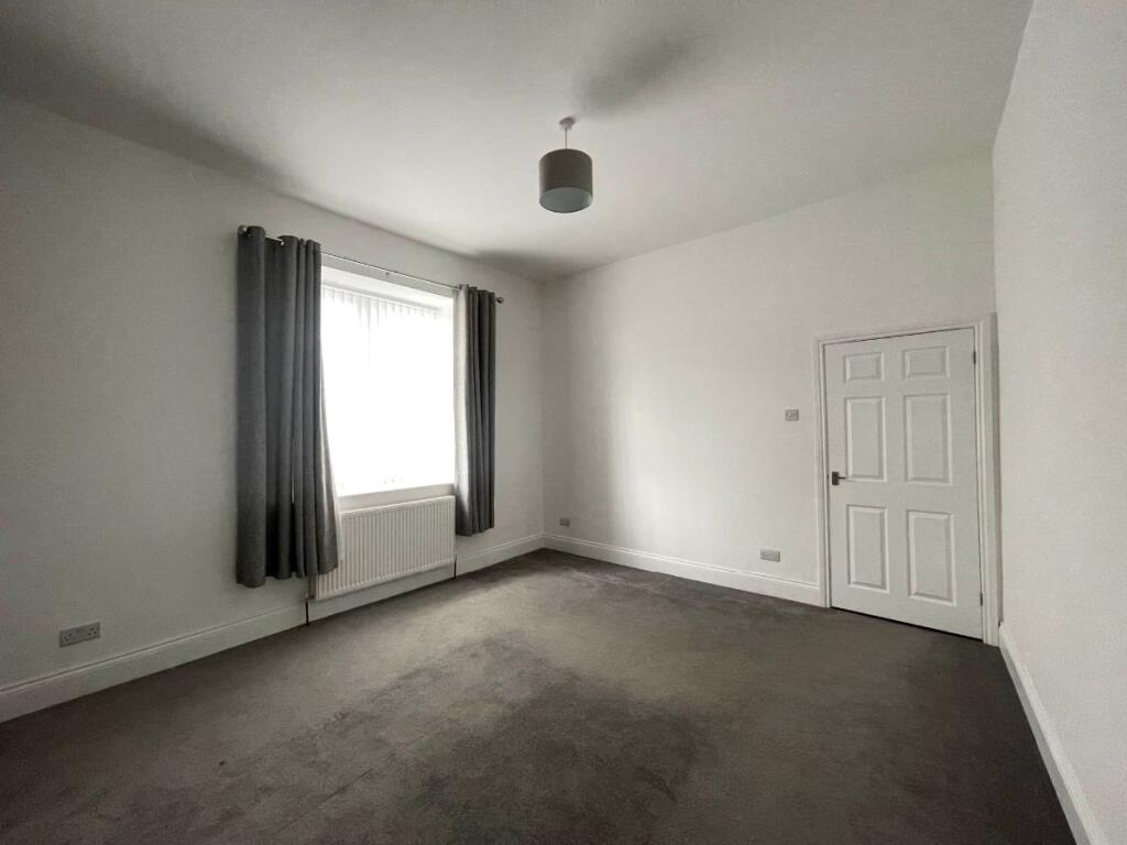 Apartment in North Tyneside, Chirton - View 3