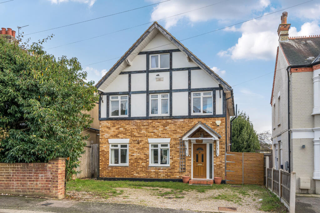 Main image of property: Victoria Road, New Barnet, EN4