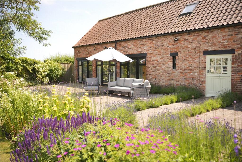 House in Yedingham, Ebberston and Yedingham - View 4