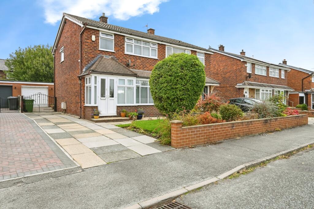 Main image of property: Halewood Avenue, Golborne, Warrington, Greater Manchester, WA3