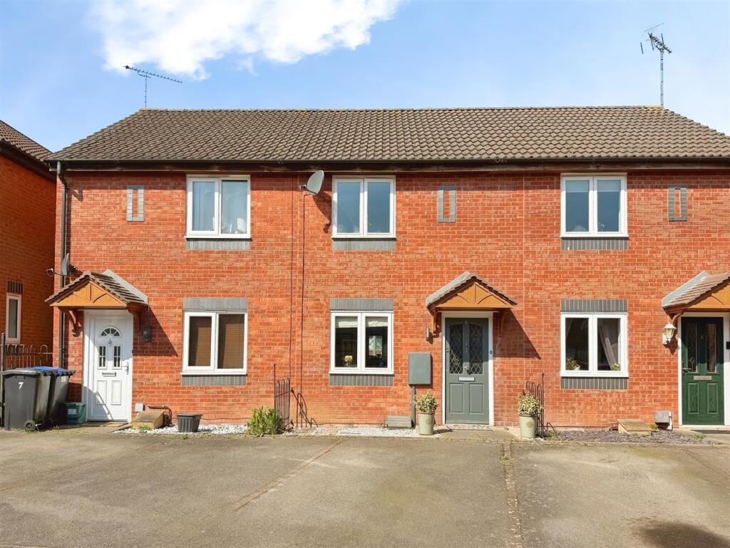 Main image of property: Parish End, Leamington Spa