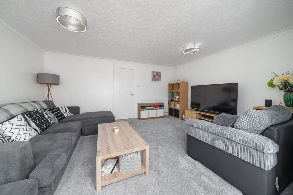 House in Worcester - View 2