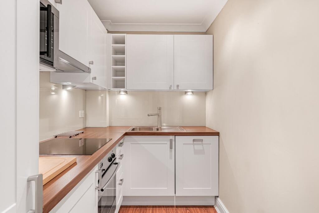 Apartment in London - More