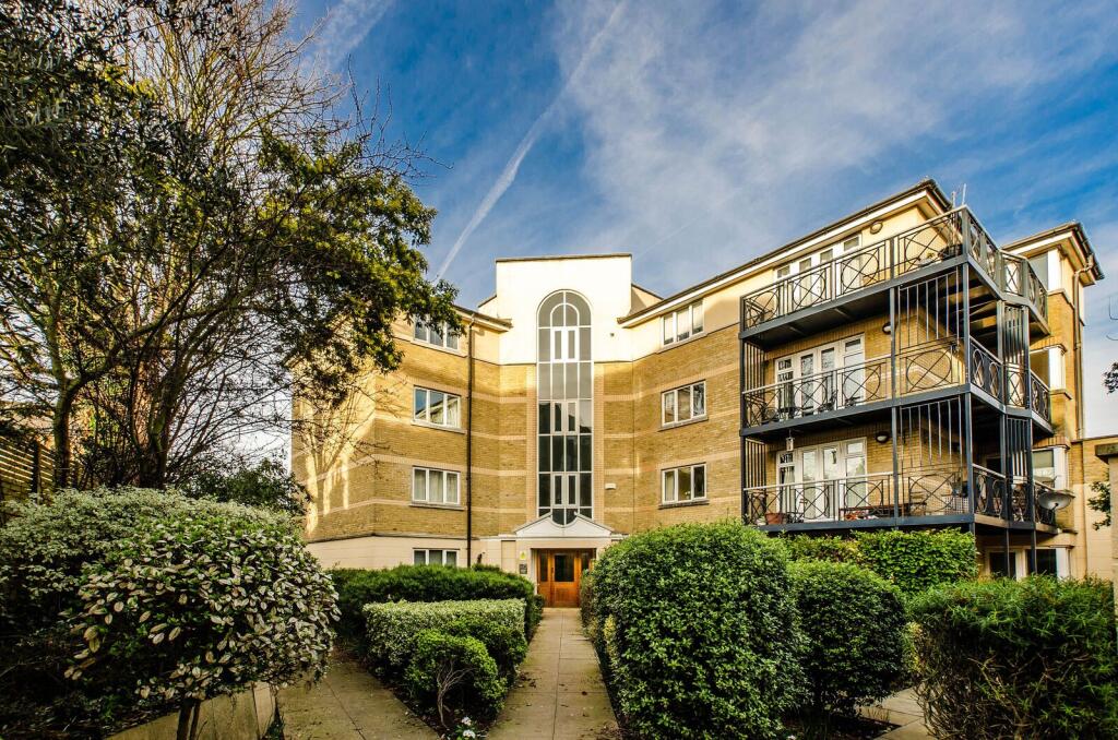 Apartment in London - View 4
