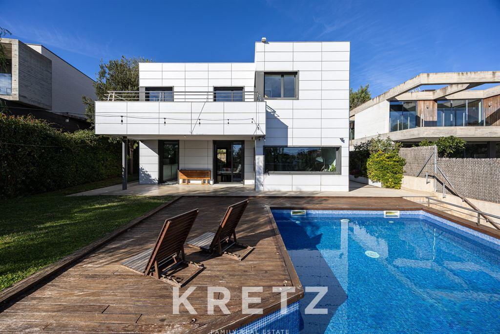 Main image of property: Catalonia, Barcelona, Teia