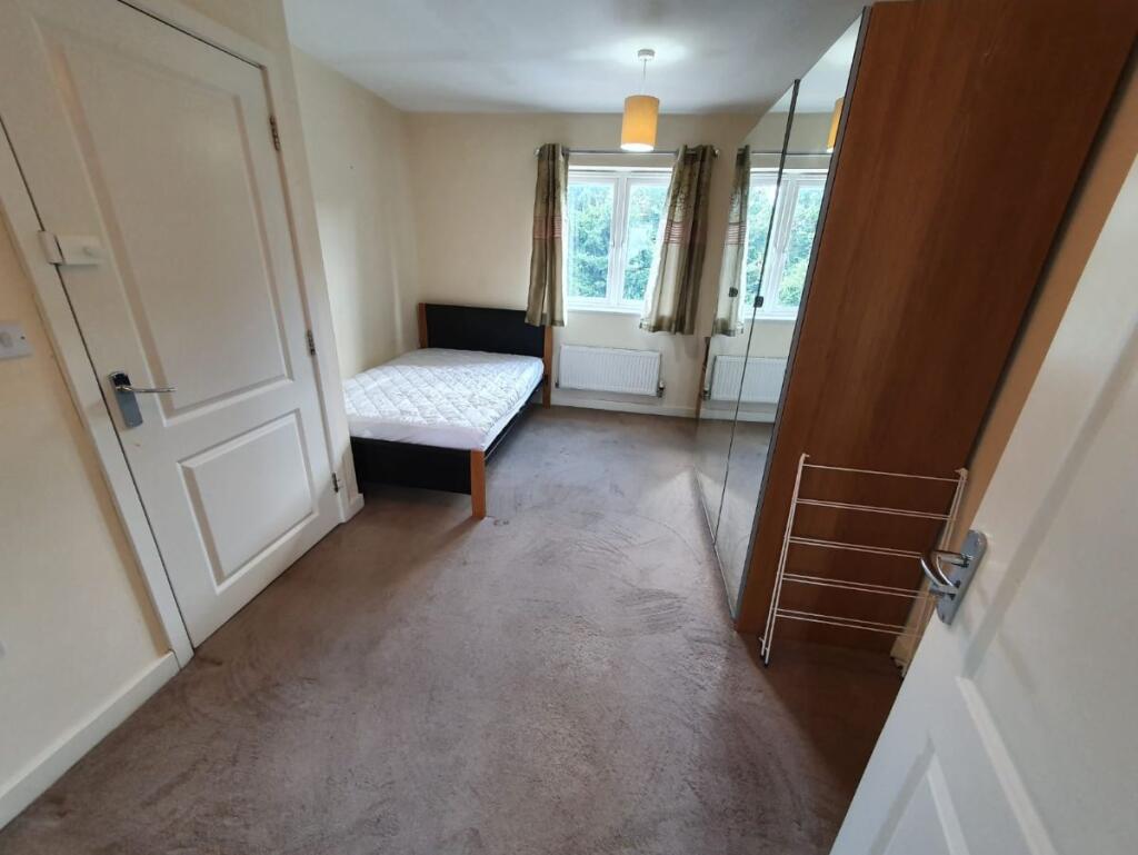 Main image of property: Room 4, Aster Way, CB4