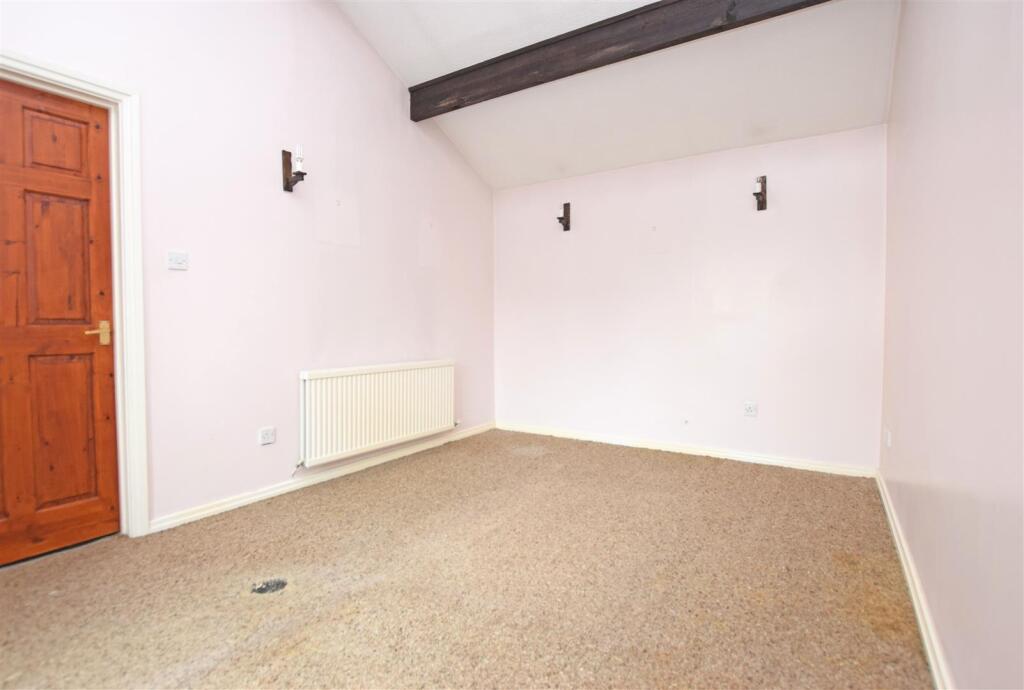 House in Denbighshire, Rhyl - View 5