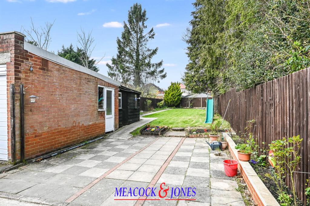 House in Brentwood, Essex - View 3