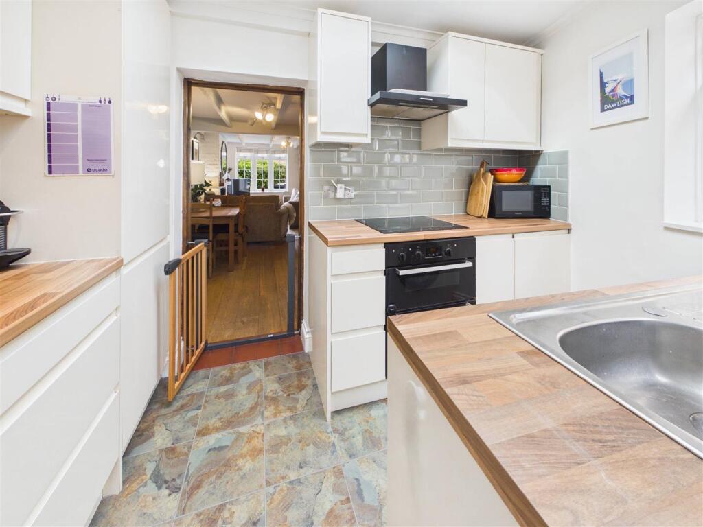 House in Kingston upon Thames - View 5
