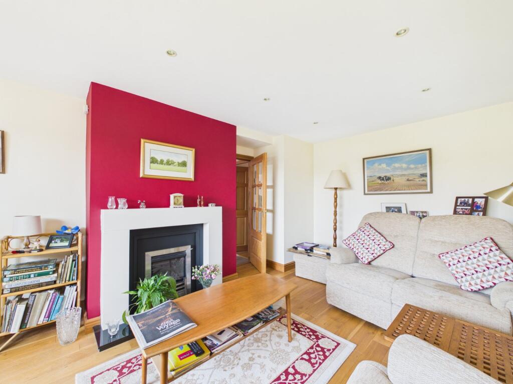 House in Buckinghamshire, Chesham - View 4