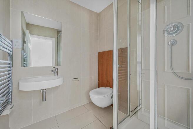 bathroom1.jpg