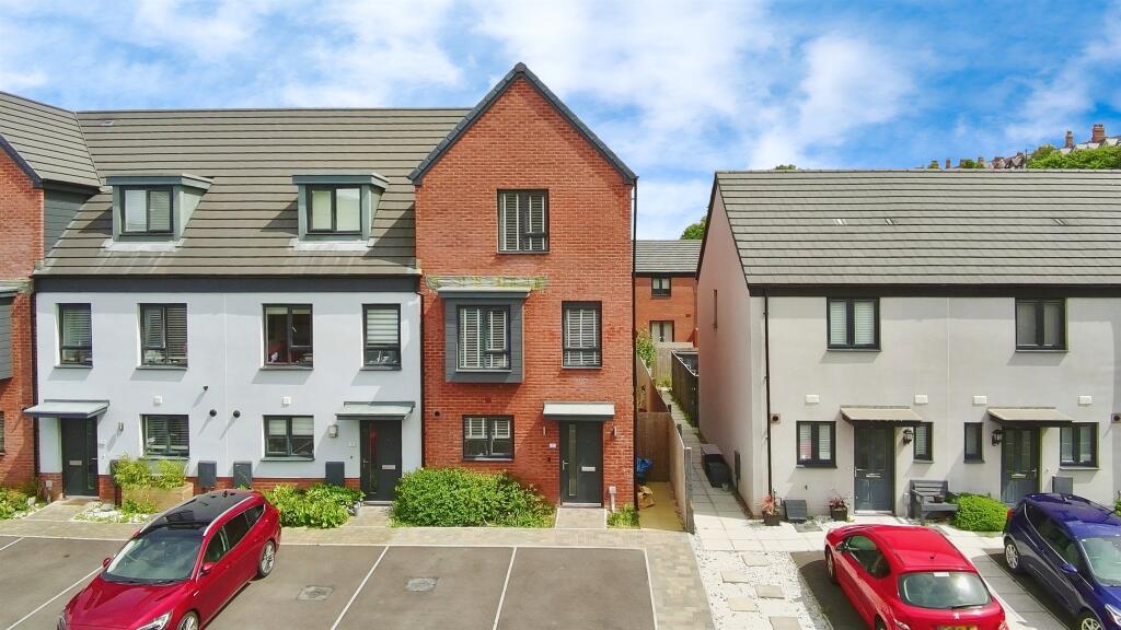 Main image of property: Heol Ty Draw, BARRY