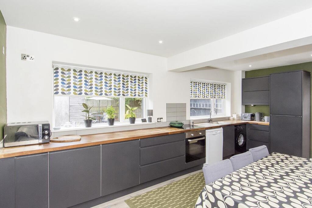 House in Leicester - View 3