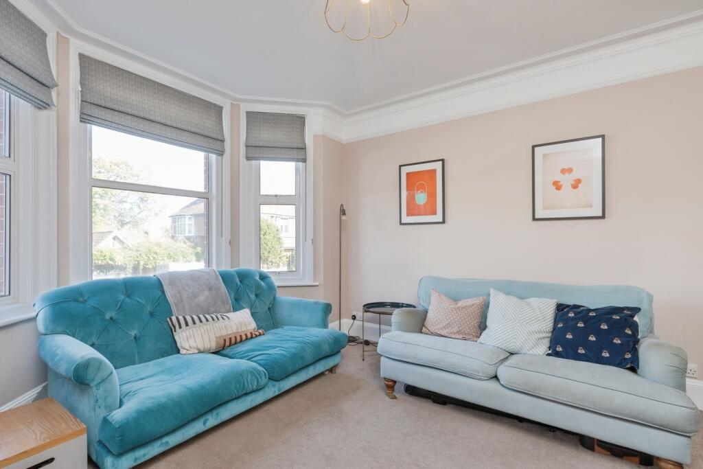 House in Tunbridge Wells, Kent - View 3