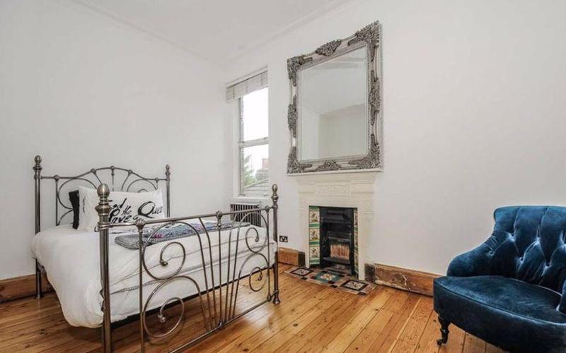 Winchester Avenue, London NW6.. - View 6