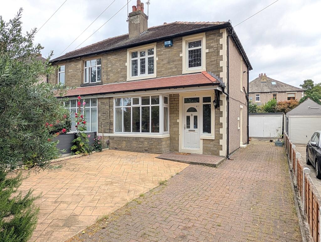 Main image of property: GARDEN ROAD, BRIGHOUSE, WEST YORKSHIRE, HD6