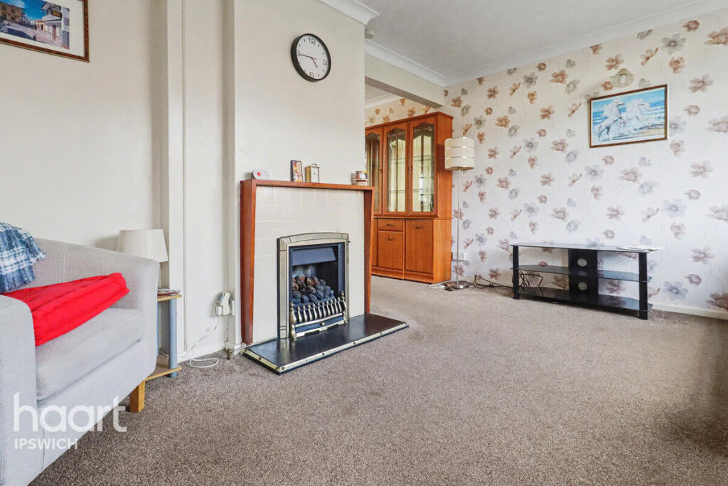 Hawthorn Drive, Ipswich photo 4