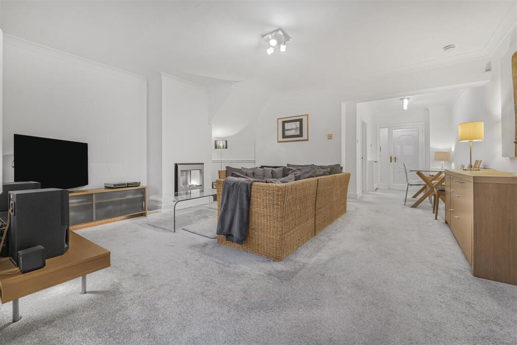 House in Cardiff - View 5