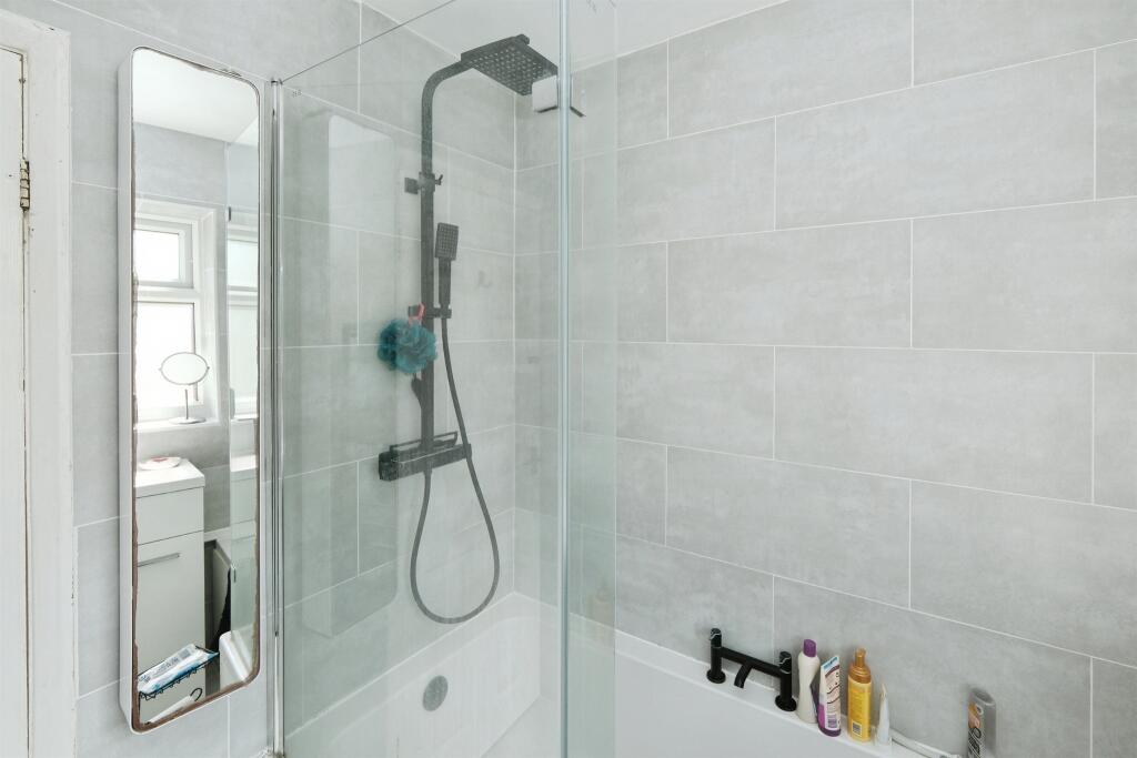 Apartment in Hove, Brighton and Hove - More
