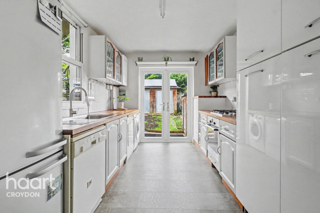 Main image of property: Sunnydene Road, Purley