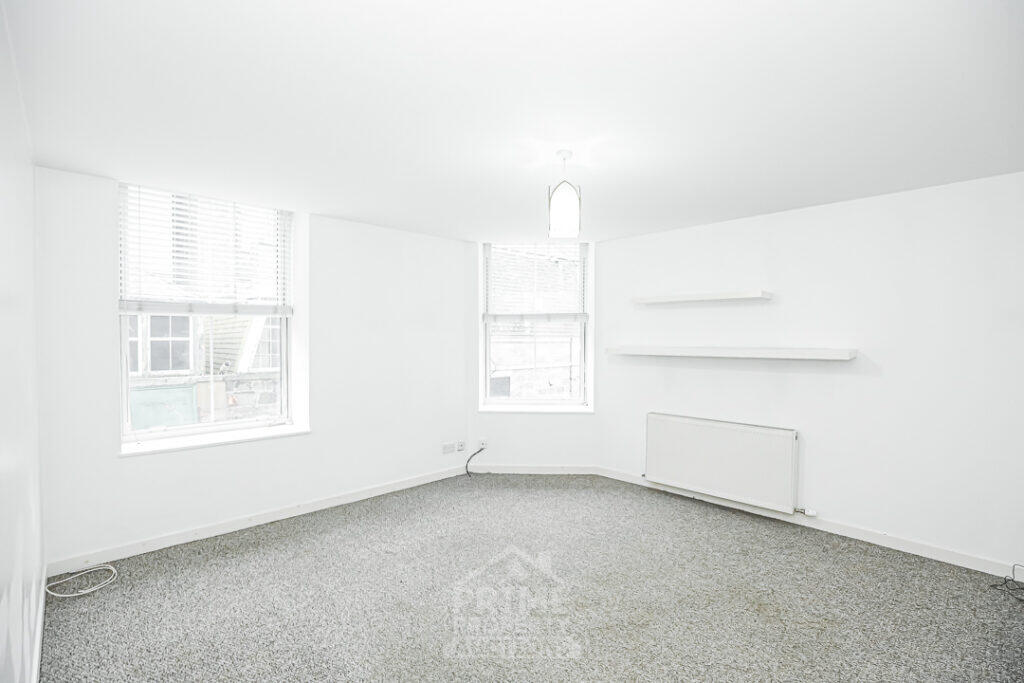 Apartment in Aberdeen, City Centre - View 2