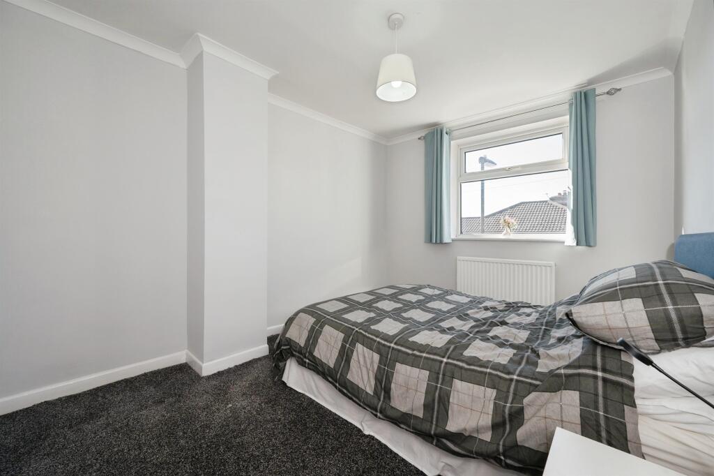 House in Southampton, Mount Pleasant, St Denys - More