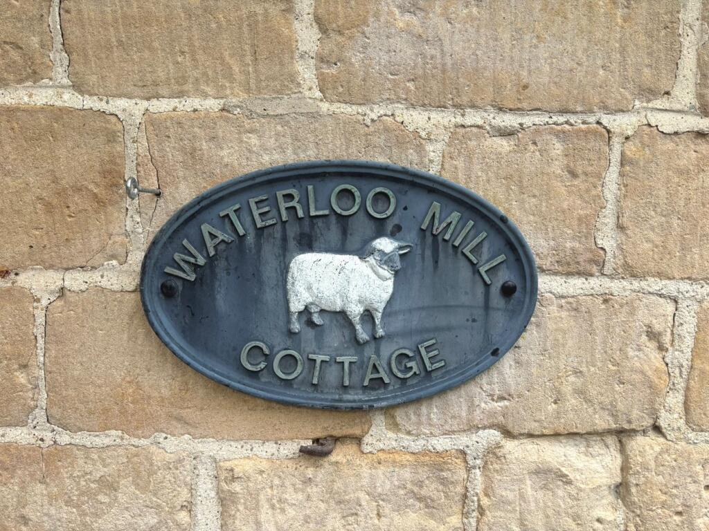  Wotton-under-Edge, GL12 photo 2