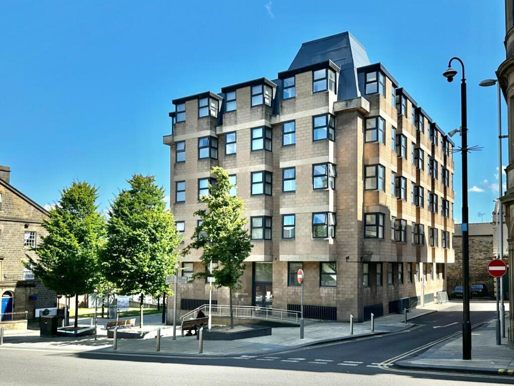 Main image of property: Apartment 7, Regent House, 11 Regent Street, Barnsley, South Yorkshire S70 2AT
