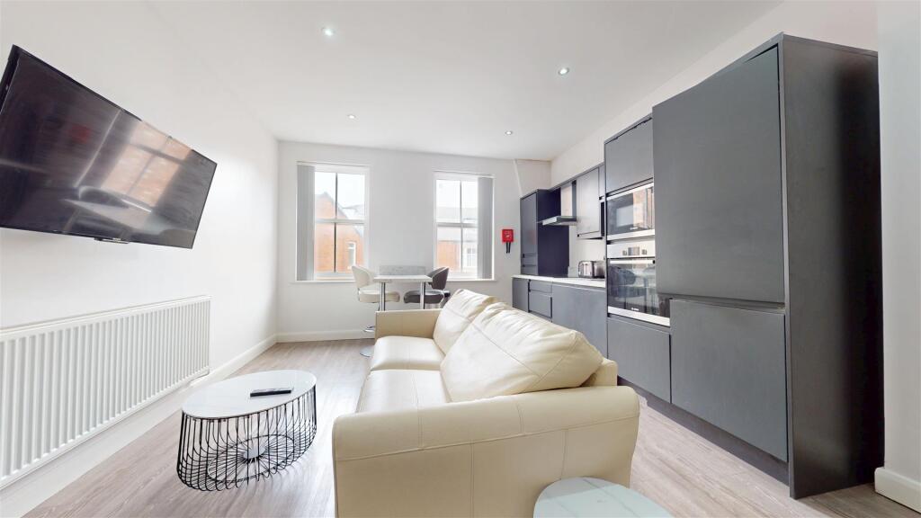 Main image of property: Coronation Walk, Southport, PR8 1RE