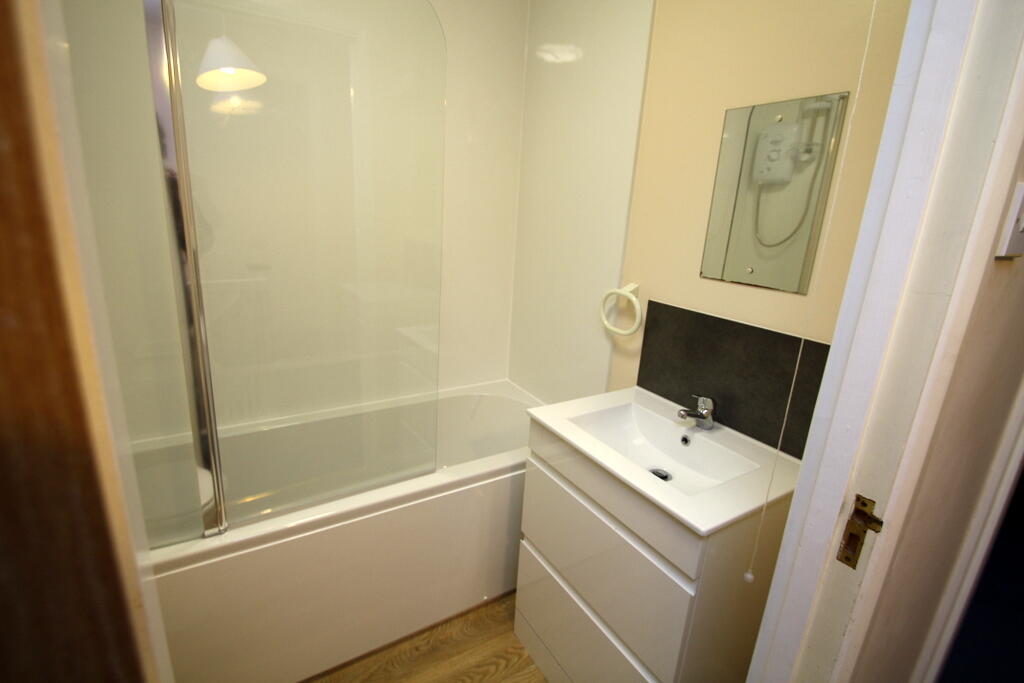 House in Peterborough - View 4