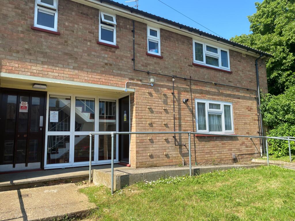 Main image of property: Leyburne Road, LU3