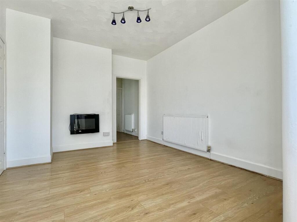 House in Weymouth, Dorset - View 4