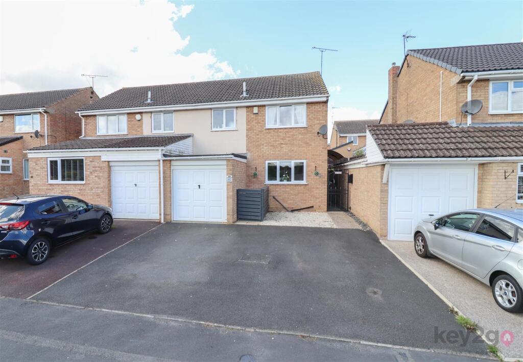 Main image of property: Harwood Gardens, Waterthorpe, Sheffield, S20