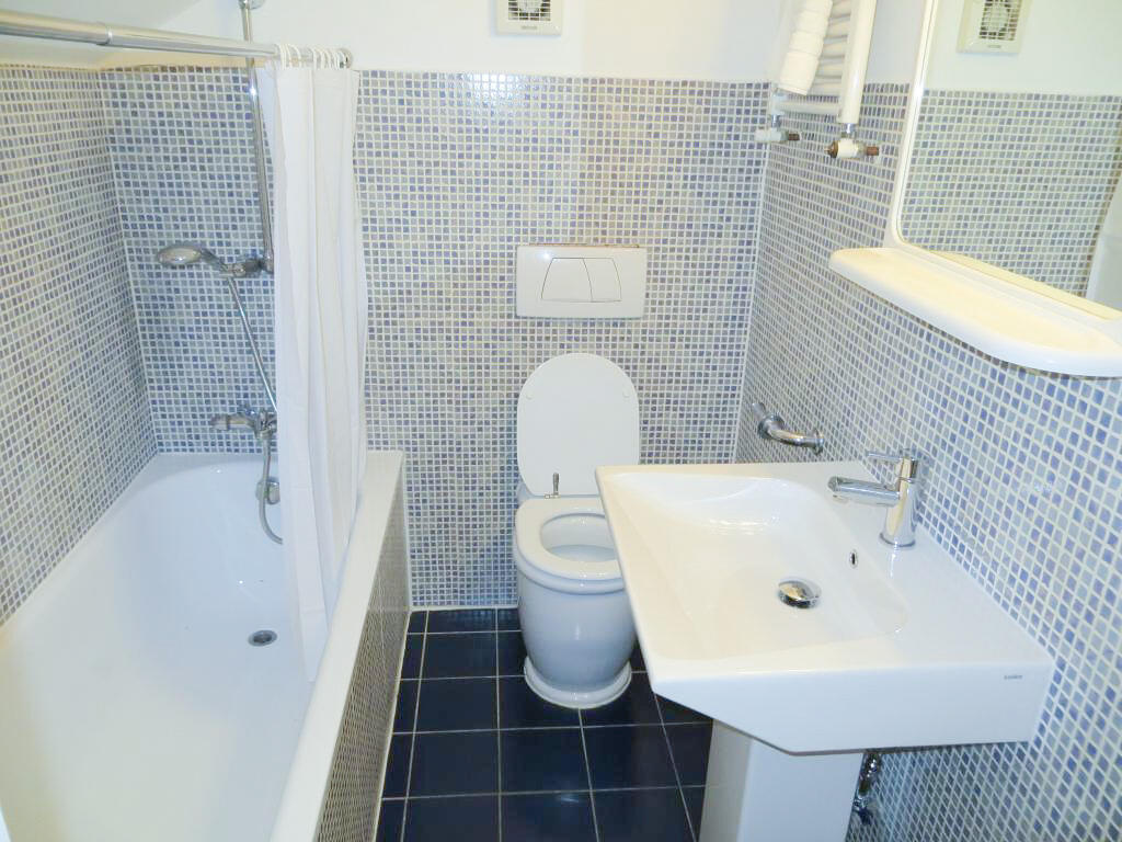 Studio flat for rent