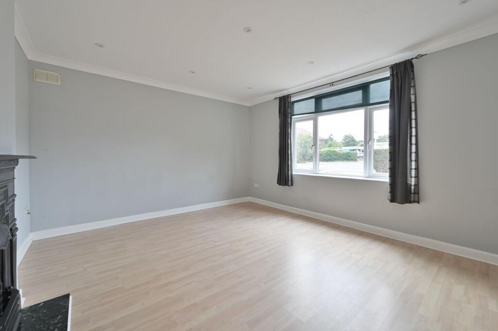 House in Three Rivers, Carpenders Park, Watford Rural - View 4